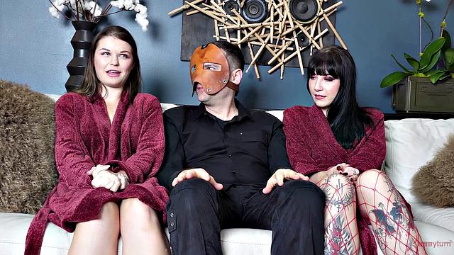 Bdsm slut drinking piss and pussy