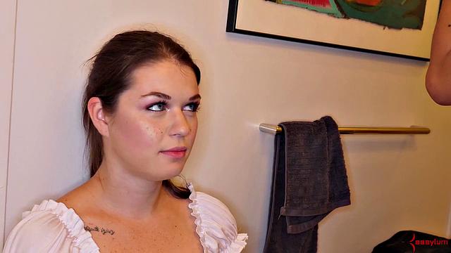 Bdsm slut drinking piss and pussy