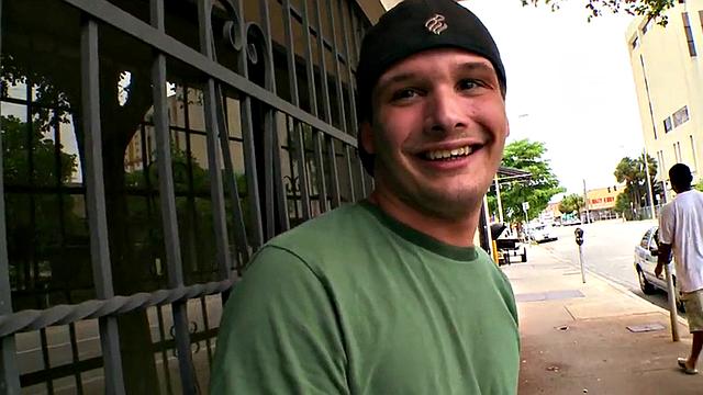 Real Nubian thuggoing gay from straight in outdoor public sex