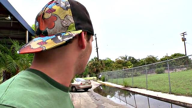 Real Nubian thuggoing gay from straight in outdoor public sex