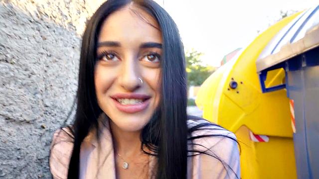 Public Czech babe fucked outdoors for cash by sex agent