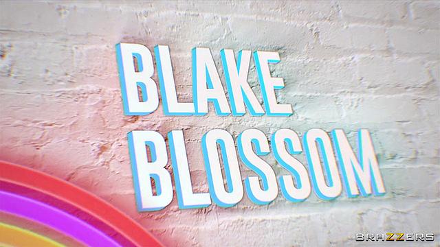 Double Pop Nylon Runner