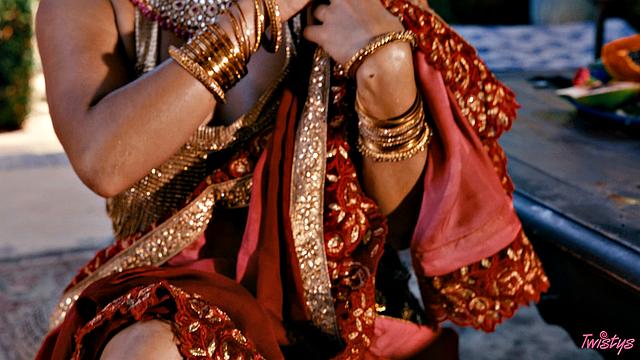 TOTM - Jasmine Blooms