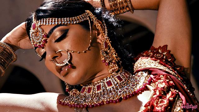 TOTM - Jasmine Blooms