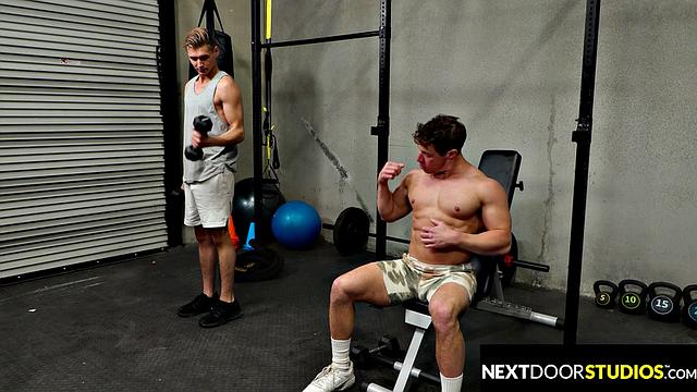 Buff Stud Flip Fucks Twink Stranger at Gym - NextDoorRaw
