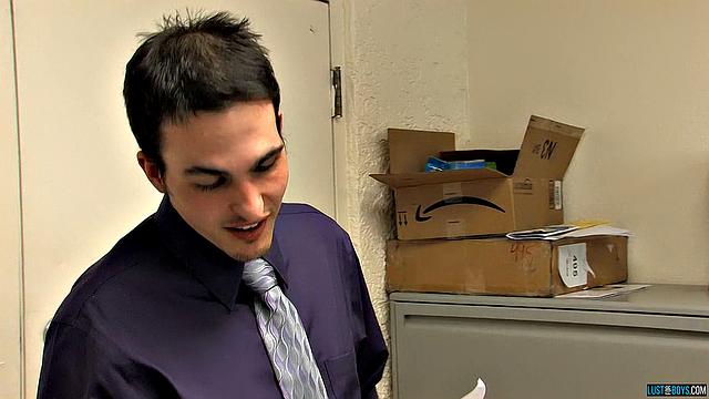 Joey Enjoys Taking Charge - Harrison Ellis &amp;amp; Joey Perelli
