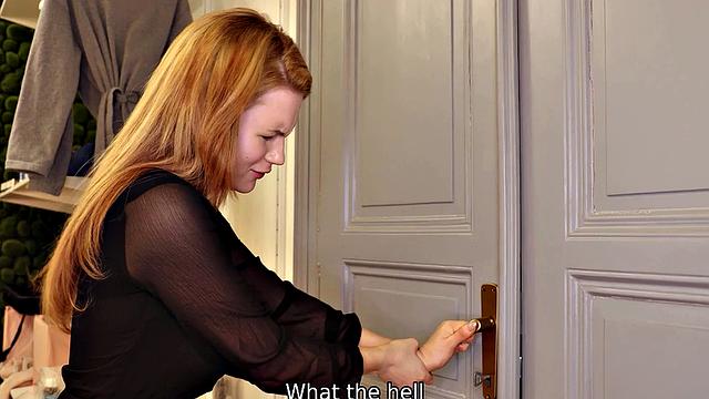 STUCK4K. Sex with husband isn't what the red-haired chick expects