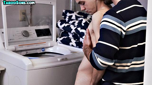 Horny twunk pounded doggy by hot DILF