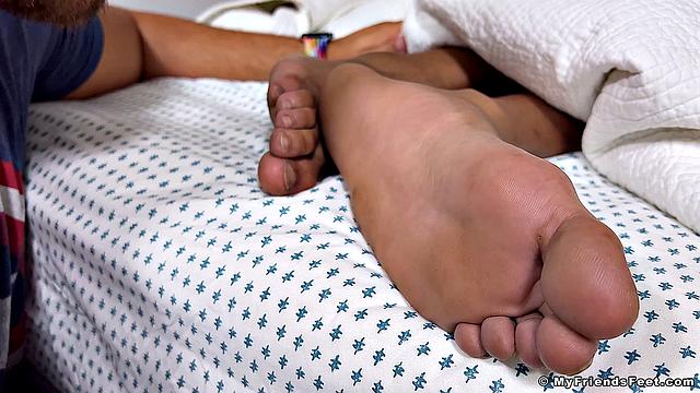 Tempo's Ticklish Feet Worshiped - Tempo