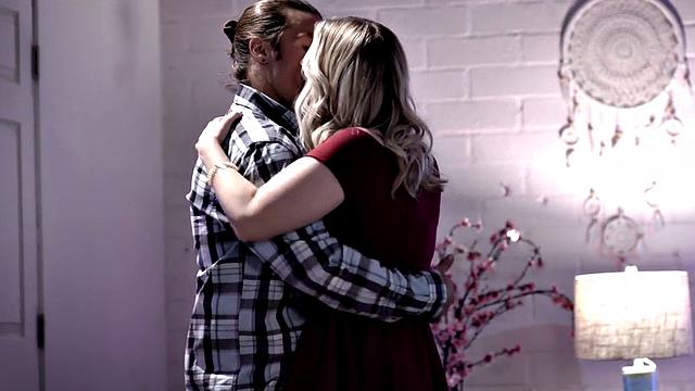 MILF stepmother penetrated in wet pussy by stepson