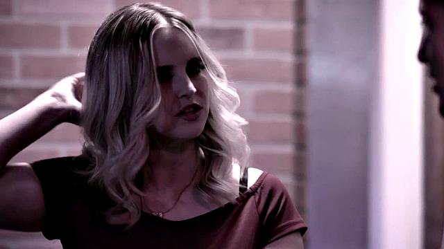 MILF stepmother penetrated in wet pussy by stepson