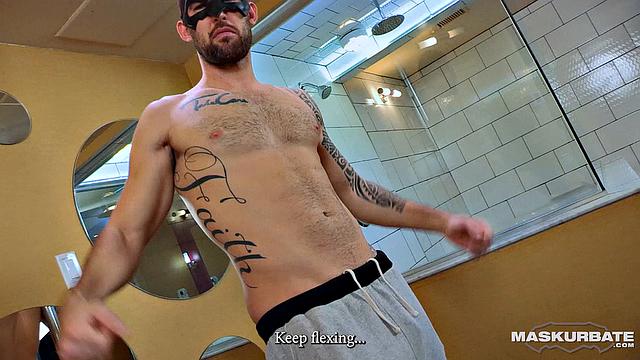 Amateur Big Dicked Hunk Solo - Maskurbate