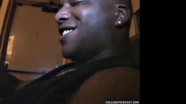 College Party Girls Blowjob the Big Dick