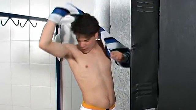 Joe Zen and Santiago Masur get wild in the locker room, tongues out and cocks hard