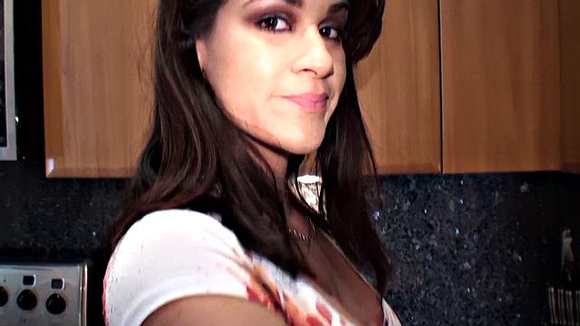 Tattooed babe gets her pussy fucked & facialized at indoor party