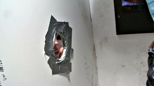 Str8 dude gets gloryhole blowjob and cums on his face