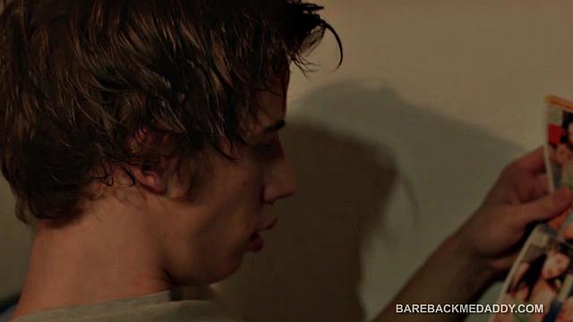 Victor Barebacks Horny Twinks