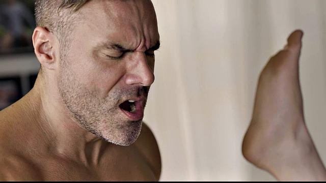 Birthday (Manuel Skye, Thyle Knoxx)