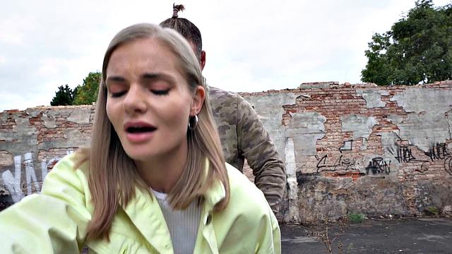 Picked up babe banged doggystyle for cash outdoors