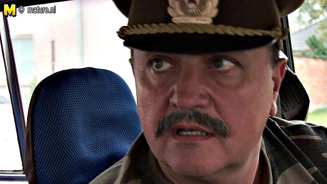 алекс27 - та самая milf, засосала по приколу и теперь не остановить