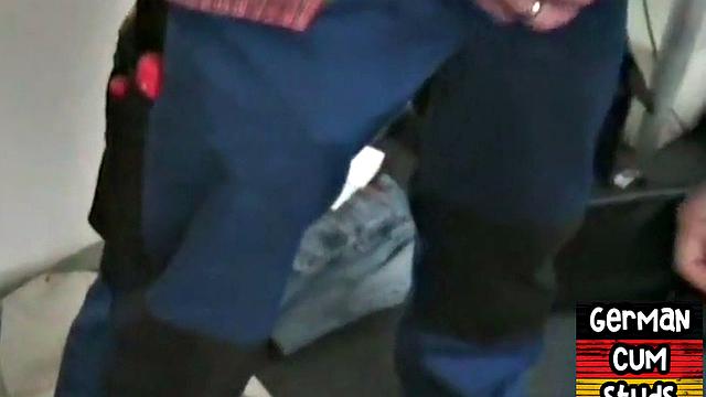 Amateur German top fucks bottoms till cumshot