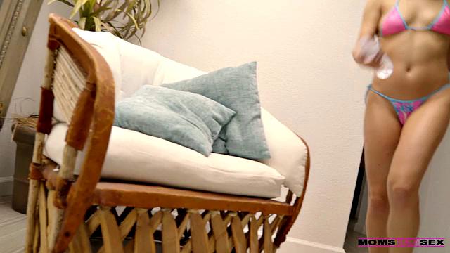 Competing with Mom - S6:E10