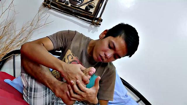 Arjo not only has some very sexy feet, but he's well endowed with a big dick for an Asian. Watch Arjo as he sucks his toes and shows off his best features while jerking off.