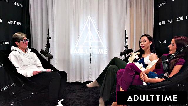 ADULT TIME - Lesbian Babes Melissa Stratton & Vanna Bardot Slutty Pussy Licking & Scissoring!