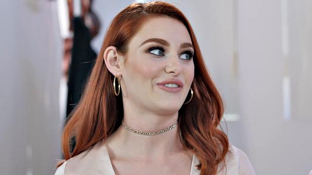 An Interview With All Natural Redhead Babe Lacy Lennon