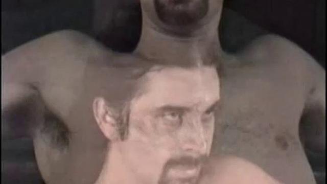 This guy bugged, wanting to do a shoot. I finally agreed, just so he would stop calling. Ron is too much of a queen for this site.