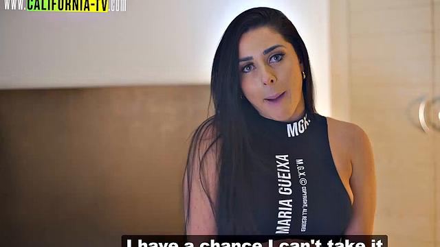 Busty Brazilian influencer shows her wet pussy to married taxi driver.