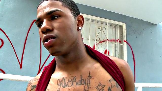 Inked Ebony picked up and fucked outdoors in public