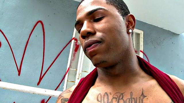 Inked Ebony picked up and fucked outdoors in public