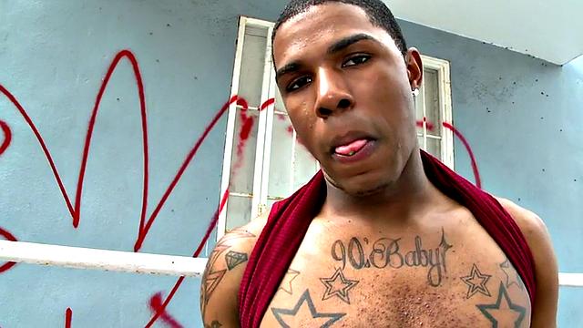 Inked Ebony picked up and fucked outdoors in public