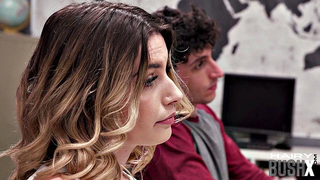 Cumthirsty babes riding lucky guy 3some