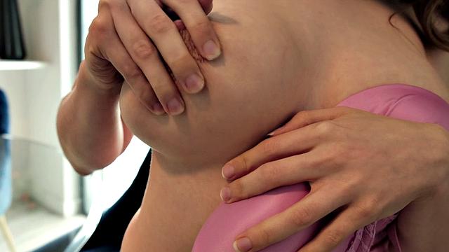 Naturally huge-titted amateur Jackie gives us a masturbation show