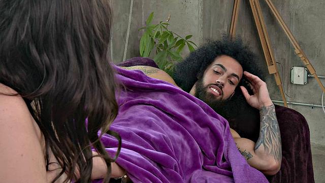 Fiji Falzz fucks her friend's brother