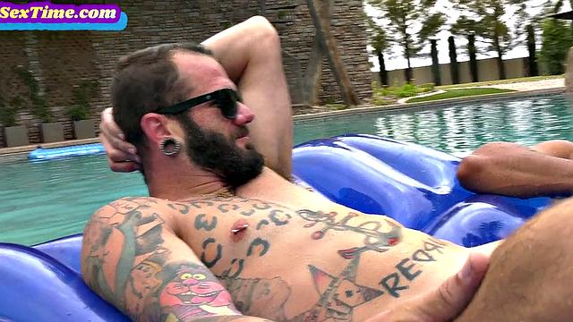 Bisexuals love fucking nympho in tight pussy hole