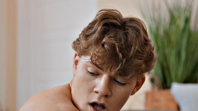 Eager jock bareback fucks ass at home till cumshot