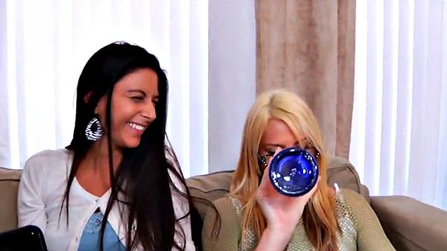 Strapon sissy pegged by group of amateur dominas