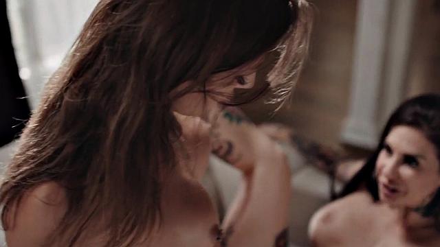 Bigtit trans lesbian drilling gf before blowjob