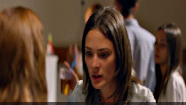 Sophie Skelton video