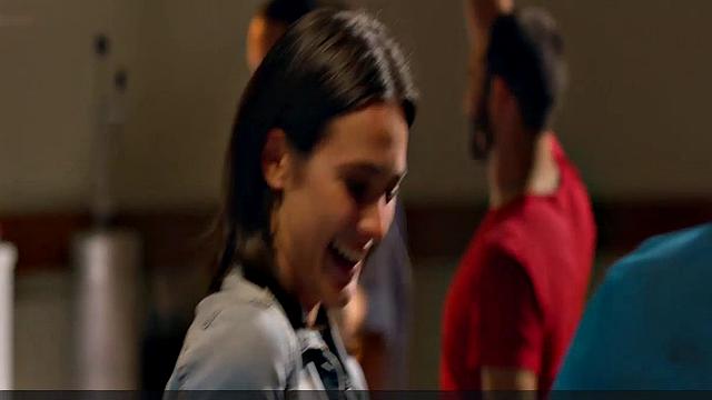 Sophie Skelton video