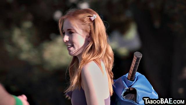 Cute 21yo petite gets pussypounded