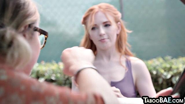 Cute 21yo petite gets pussypounded