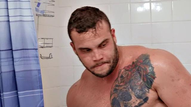 Shower threesome with hunky studs