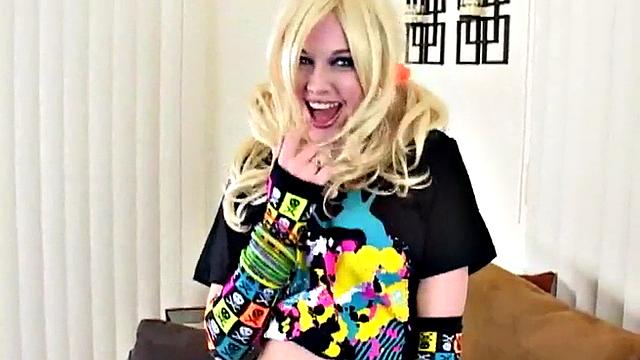 Naughty rock chick sucking on cock in POV