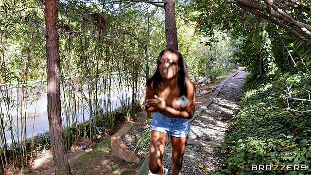 Prankster Gets a Sandwich