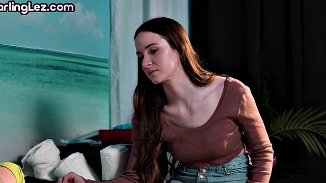 Tiny Asian college babe got fingered by her classmate