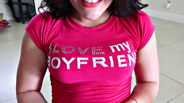 Latina cheats on boyfriend and fucks pole in glasses-clad handjob frenzy